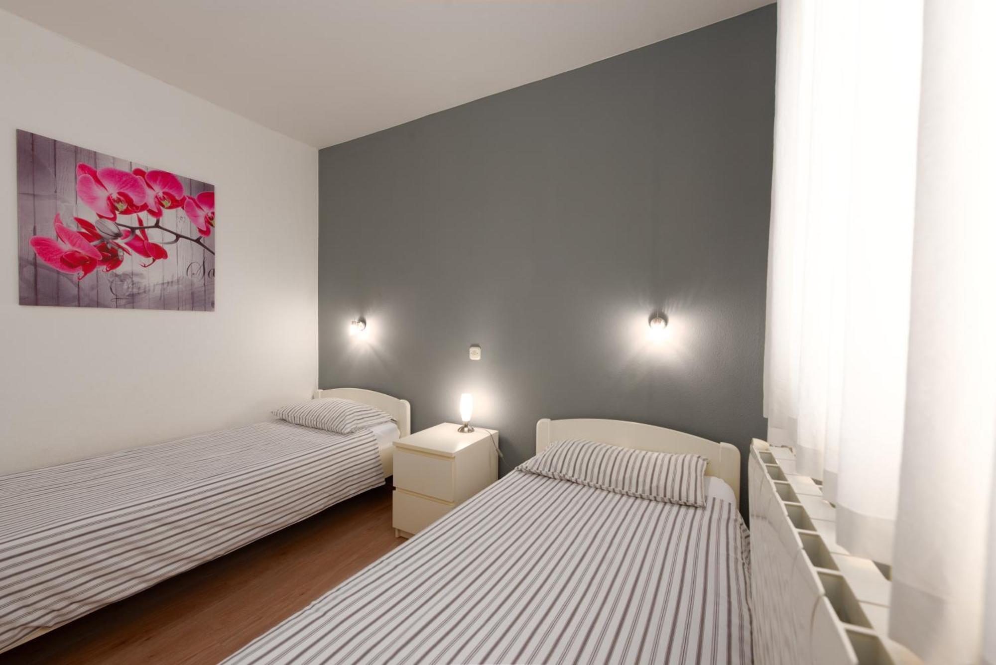 Apartments Dorijan With Pool Matulji Bagian luar foto