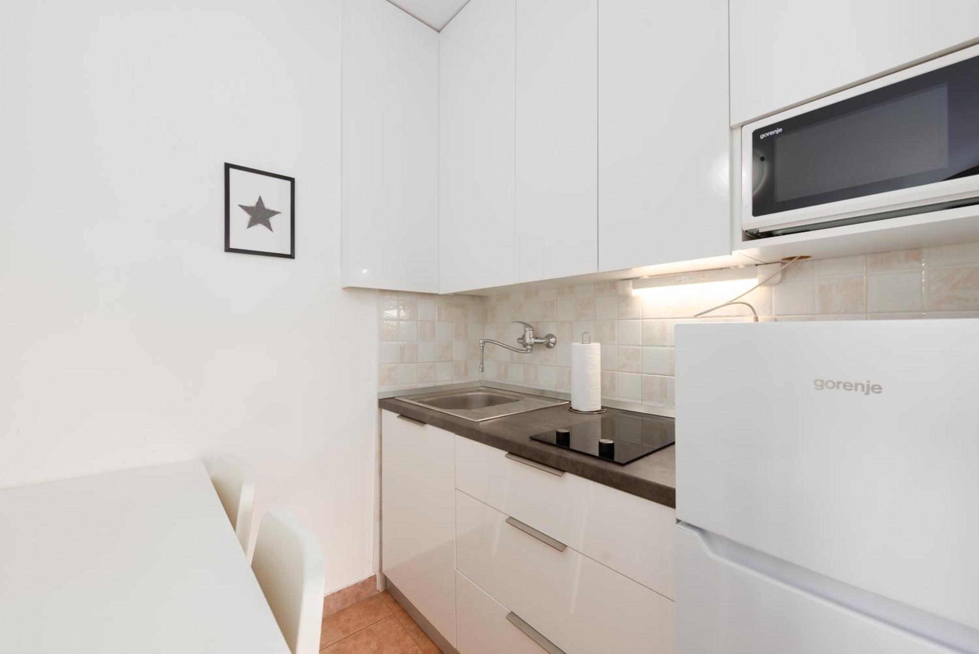 Apartments Dorijan With Pool Matulji Bagian luar foto