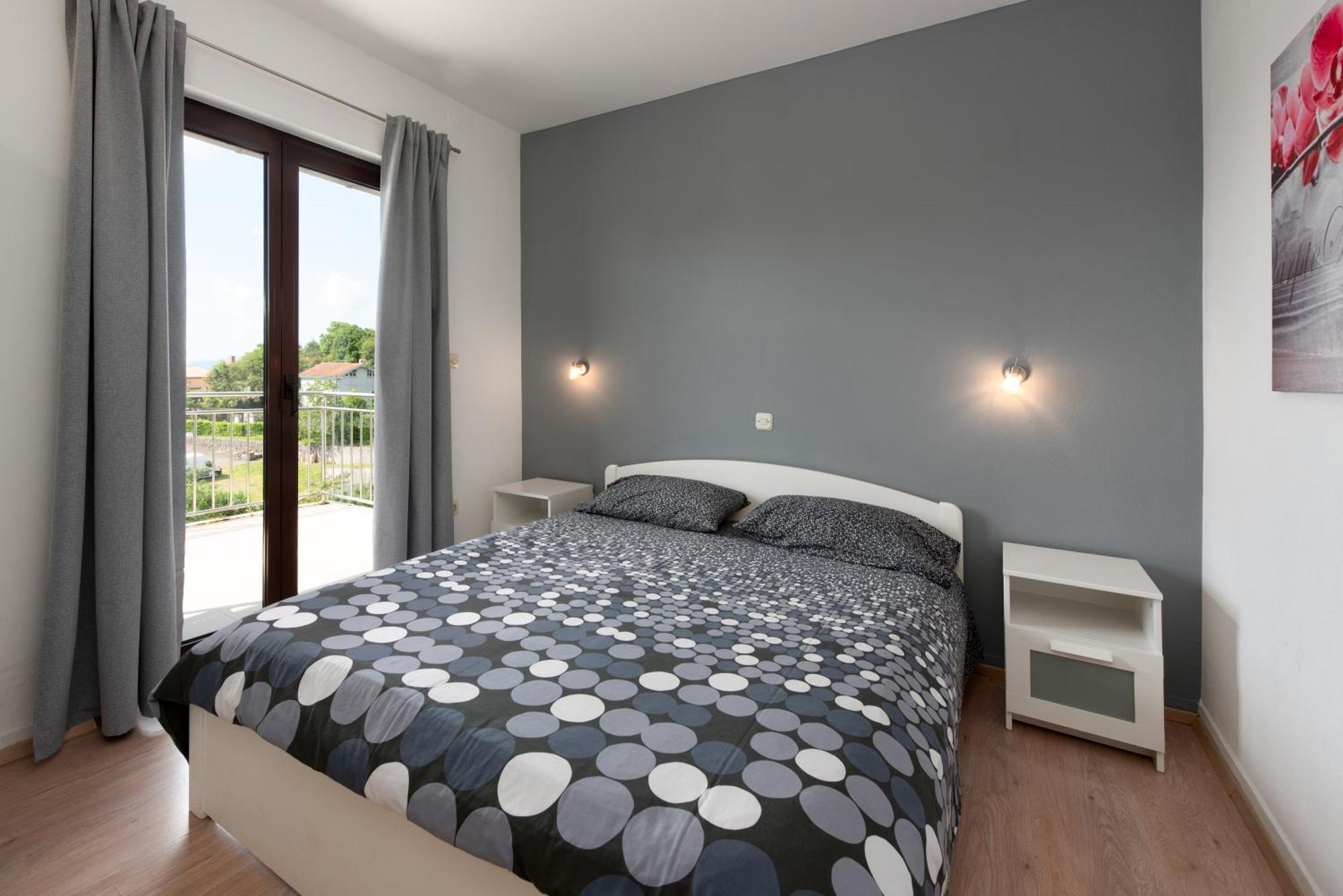 Apartments Dorijan With Pool Matulji Bagian luar foto